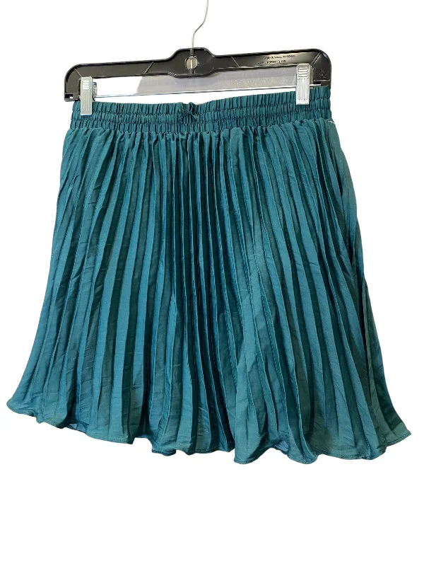 Skirt Mini & Short By Wishlist In Green, Size: 8