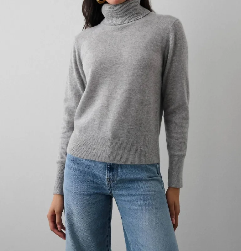 Cashmere Essentials Turtleneck In Grey Heather