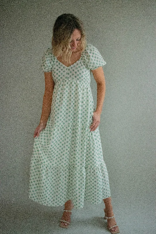 The Lavernia Flower Dress