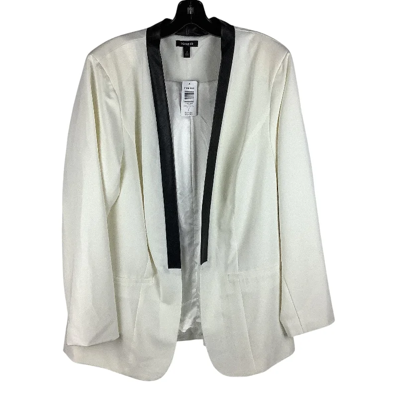 Blazer By Torrid In Cream, Size: 2X